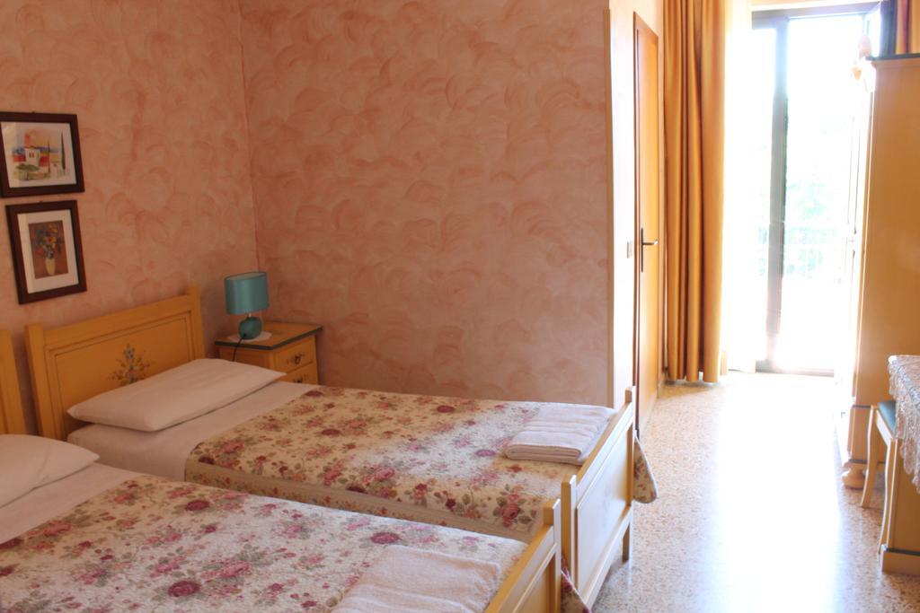 Hotel La Villa Ceccano Habitación foto