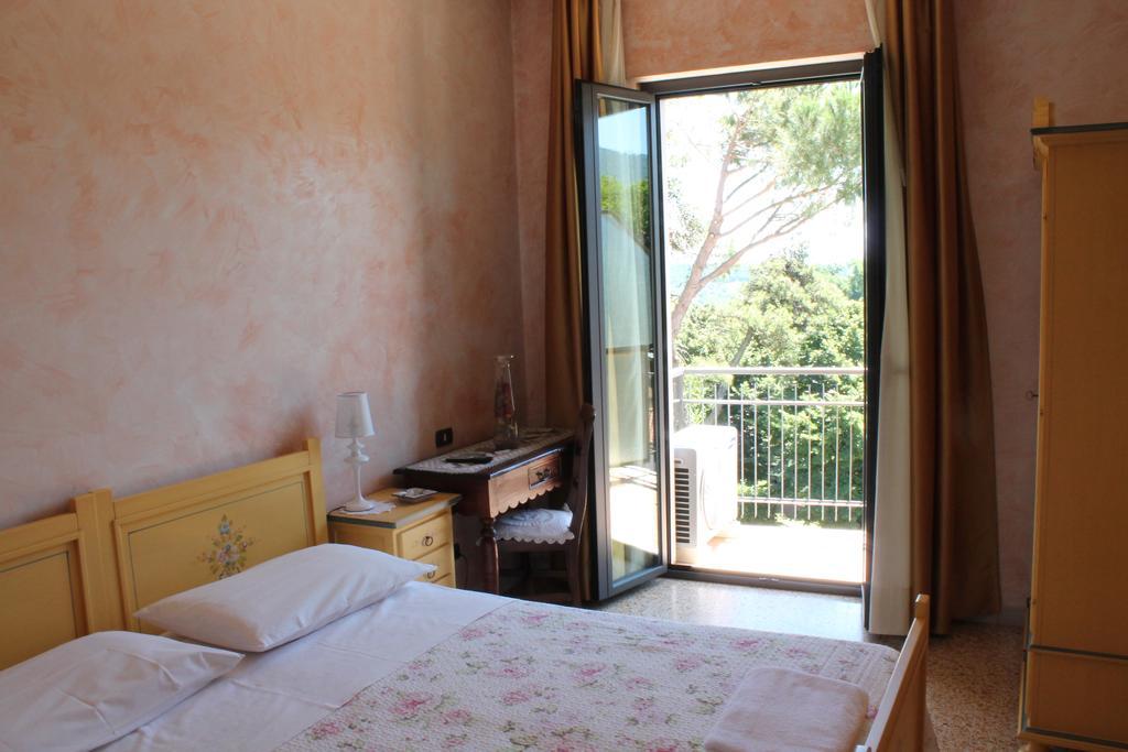 Hotel La Villa Ceccano Habitación foto