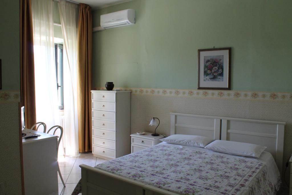 Hotel La Villa Ceccano Habitación foto